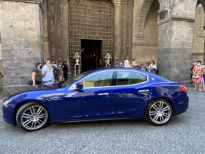 Maserati Ghibli gran lusso blu